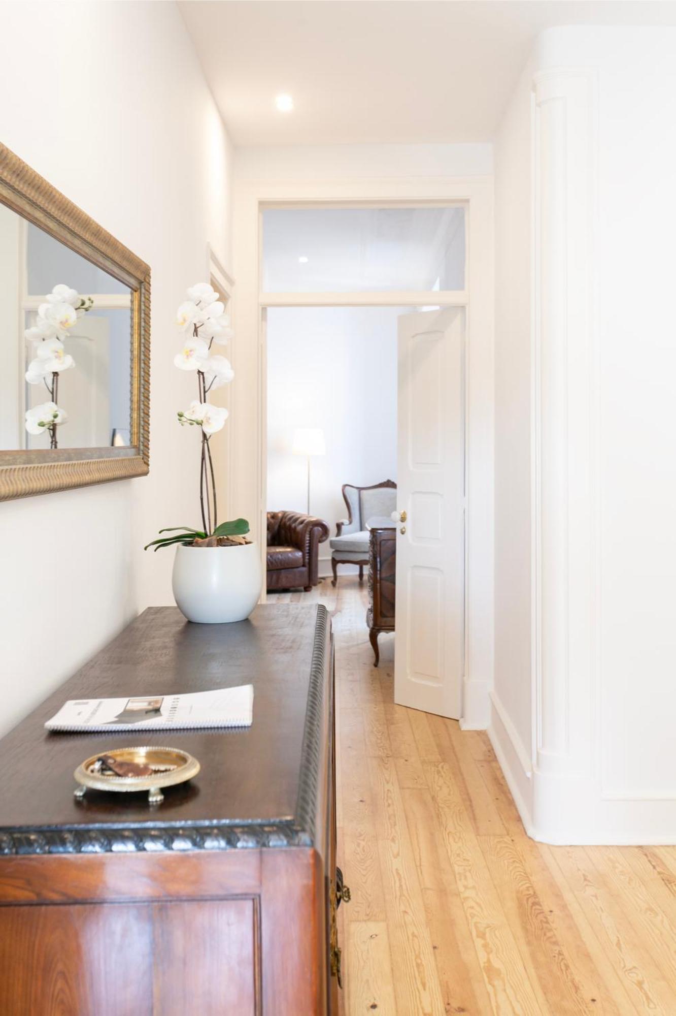 Boutique Apartment Near Ritz & Liberdade Lisbon Luaran gambar