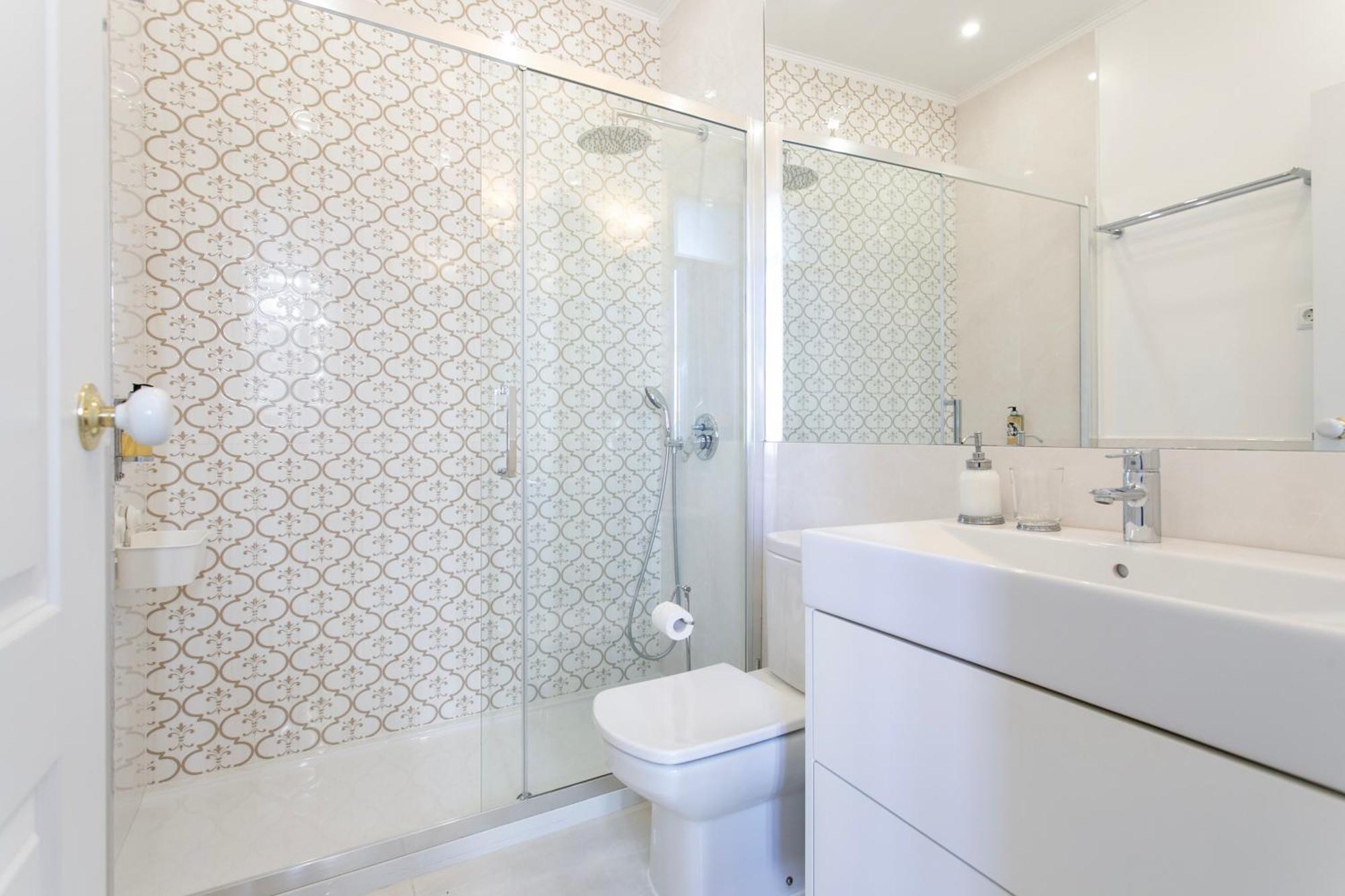 Boutique Apartment Near Ritz & Liberdade Lisbon Luaran gambar