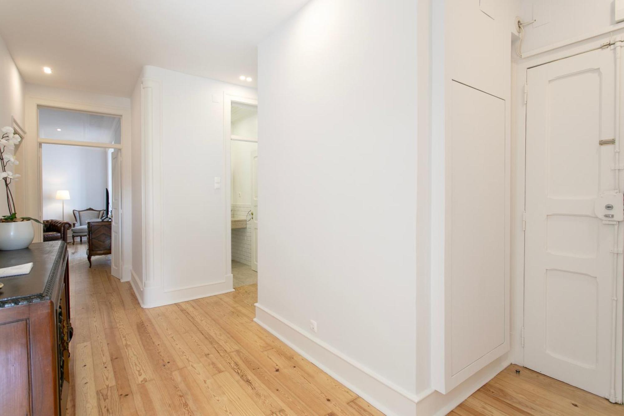 Boutique Apartment Near Ritz & Liberdade Lisbon Luaran gambar